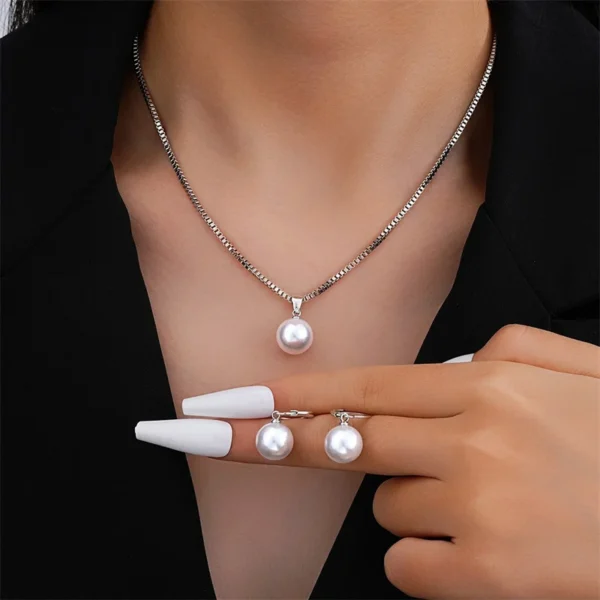 3 Pcs Round Pearl Jewelry Set Of Earring Pendant Necklace For Women Exquisite Fashion Rhinestone Double Wedding Jewelry Set Gift - Image 3
