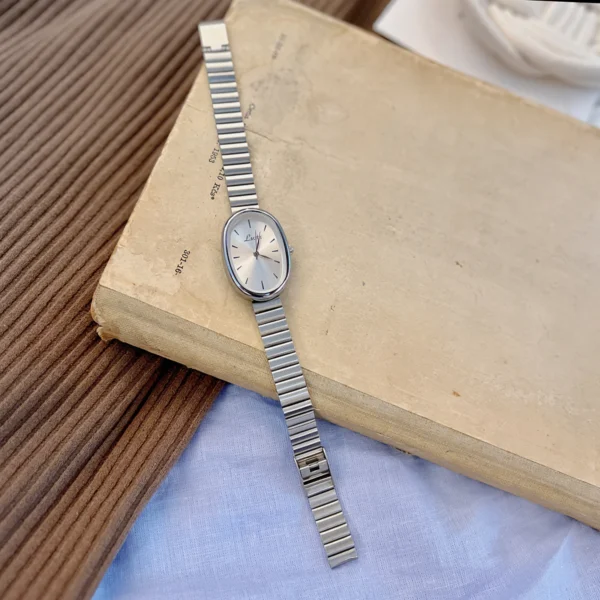1pc New Fashionable Women's Watch With Gold Bracelet, Vintage & Luxury Ins Style, Elegant & Versatile Quartz Watch ladies watch - Image 2
